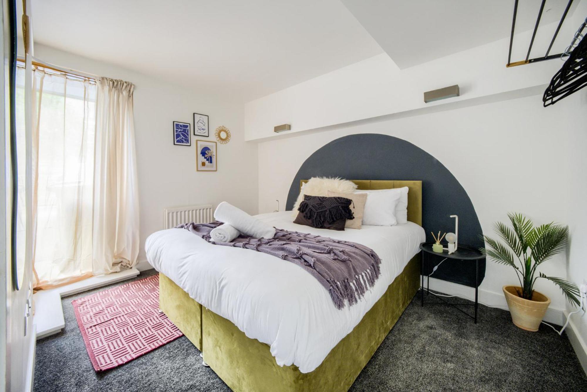 Coventry Large 4-Bed Townhouse By Empower Homes Dış mekan fotoğraf