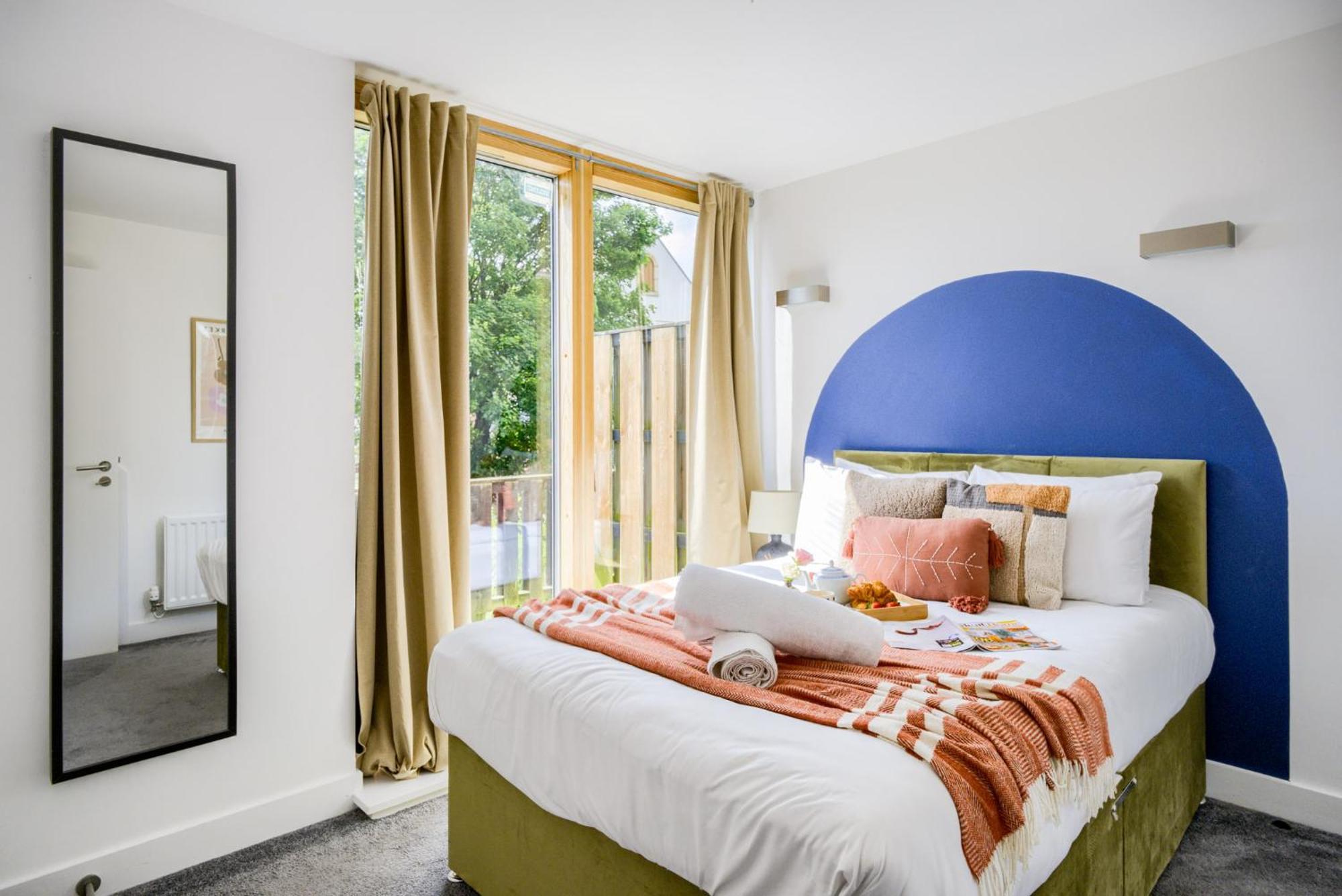 Coventry Large 4-Bed Townhouse By Empower Homes Dış mekan fotoğraf