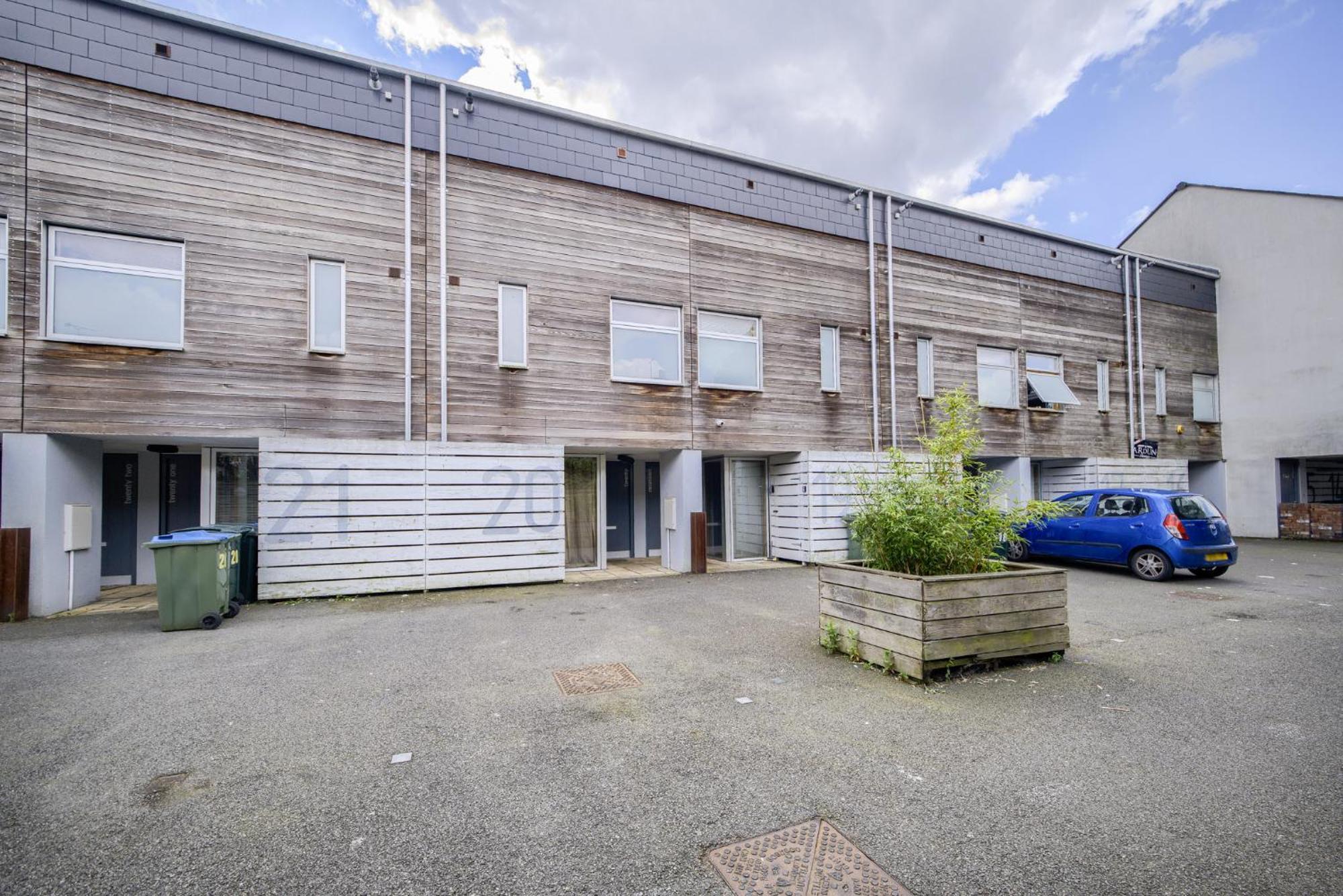 Coventry Large 4-Bed Townhouse By Empower Homes Dış mekan fotoğraf